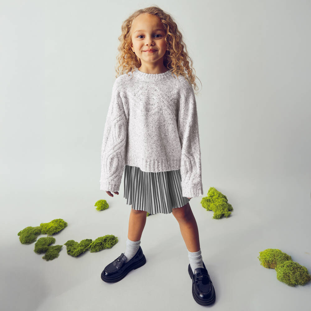 Mayoral-Свитер серебристый вязаный с пайетками для девочек | Childrensalon