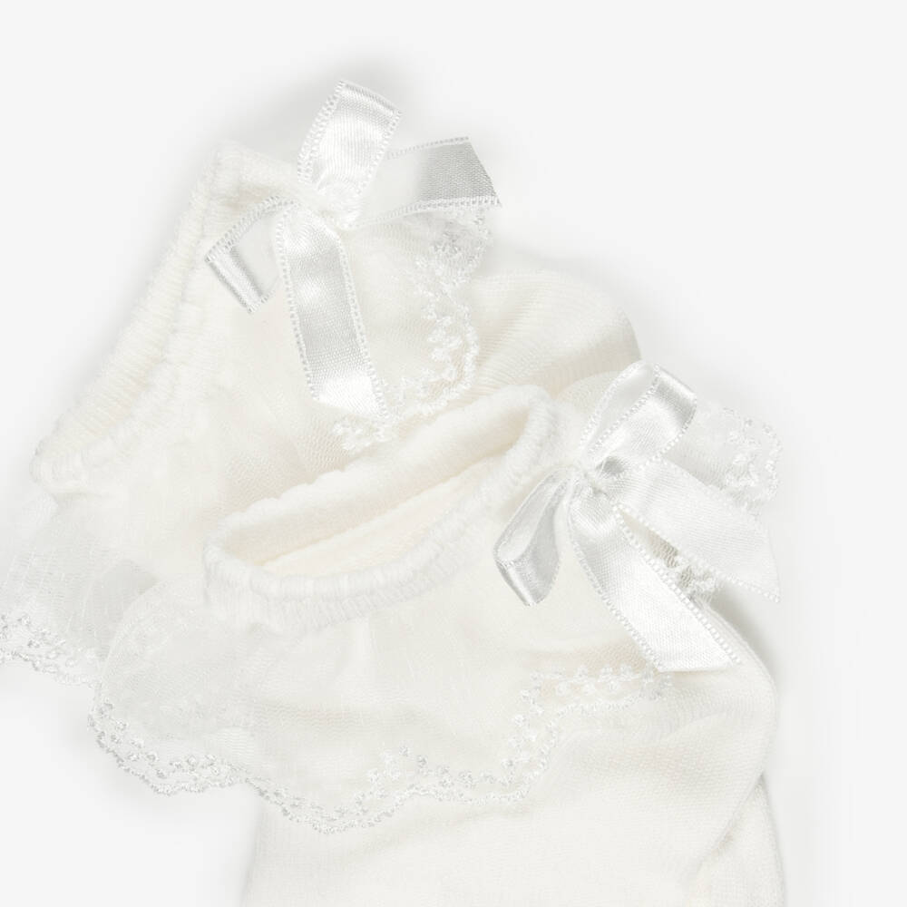 Meia Pata-Girls Ivory Ankle Socks with Lace Frill | Childrensalon