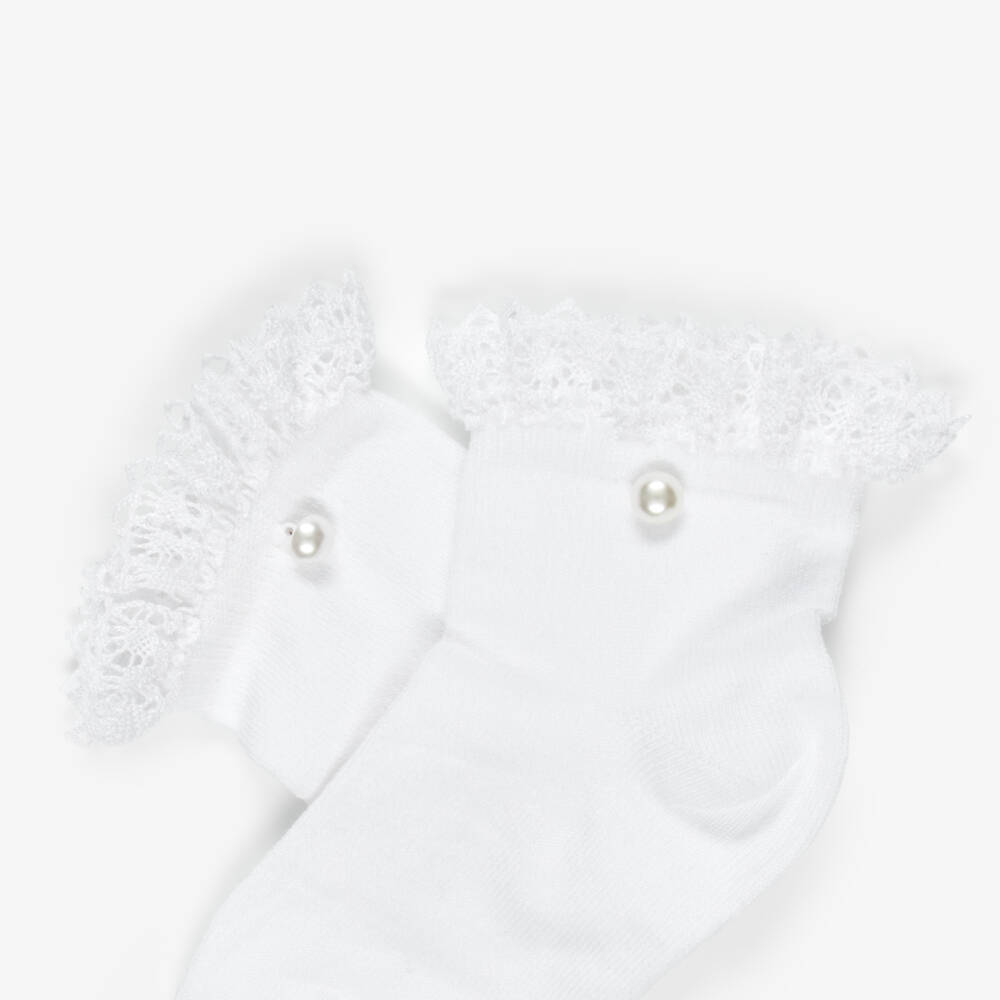 Meia Pata-Girls White Ankle Socks with Lace Trim | Childrensalon