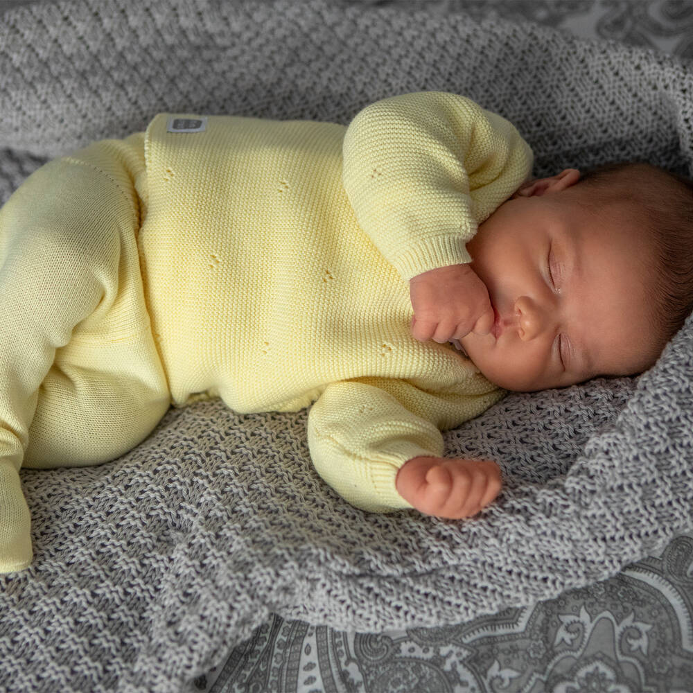 Minutus-Pale Yellow Cotton Knit 2 Piece Babygrow | Childrensalon