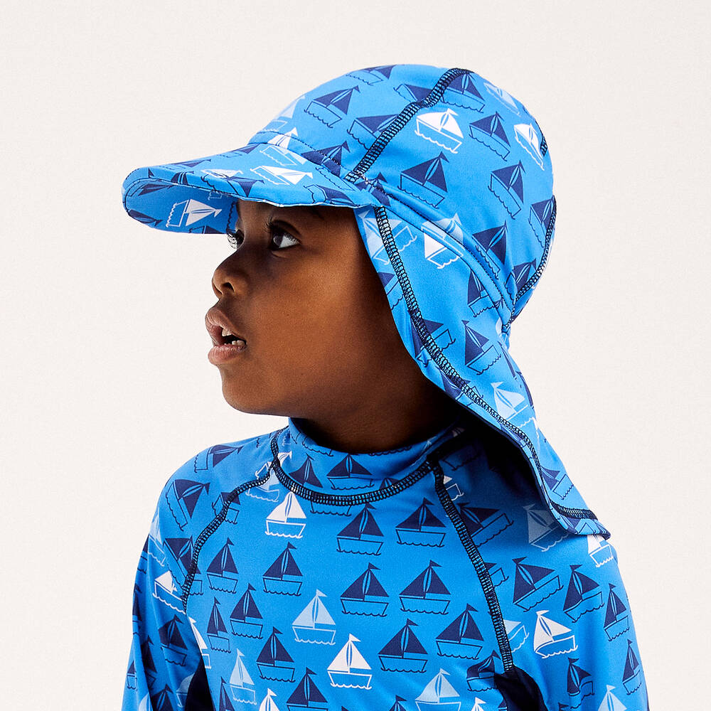 Mitty James-قبعة شمس بشعار قارب لون أزرق للأولاد (+UPF 50) | Childrensalon