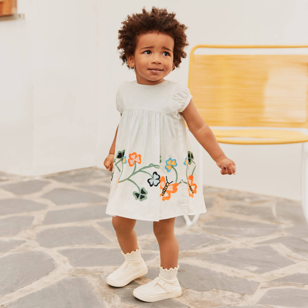 Molo-Платье кремовое из хлопка с вышитыми бабочками для малышек | Childrensalon