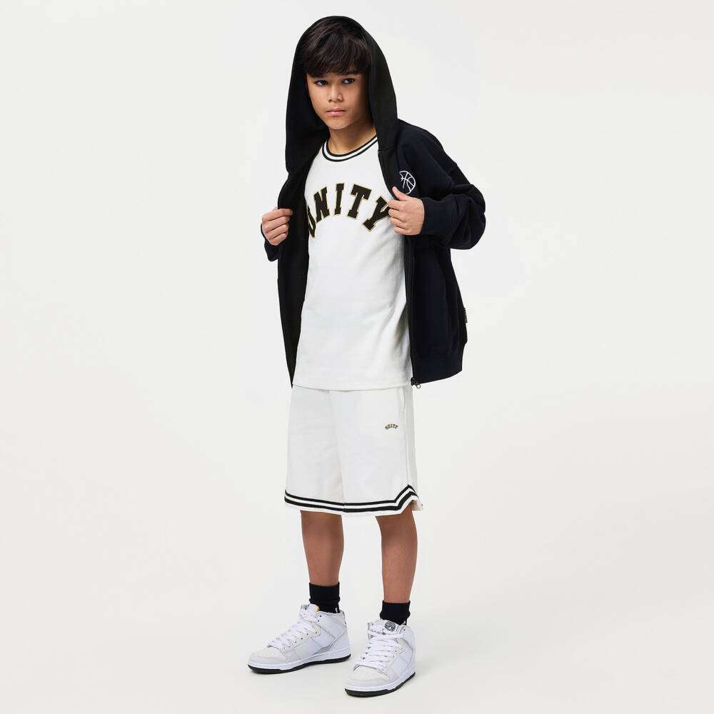 Molo-Шорты белые из органического хлопка с черными полосками для мальчиков | Childrensalon