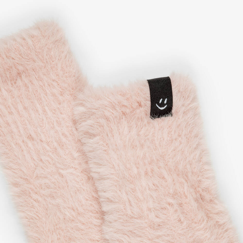 Molo-Girls Fluffy Knit Mittens in Blush Pink | Childrensalon