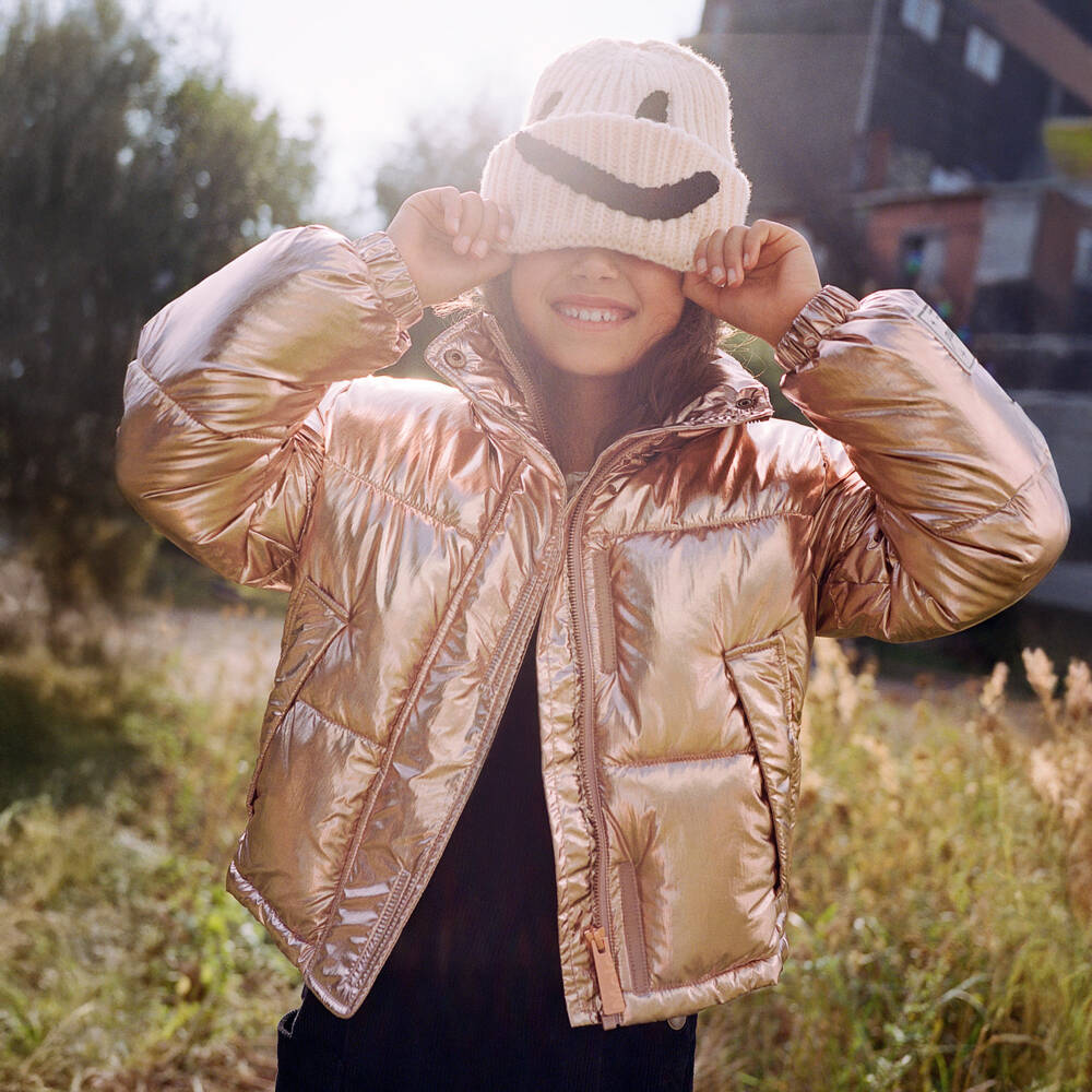 Molo-قبعة بيني محبوكة بوجه مبتسم لون عاجي | Childrensalon