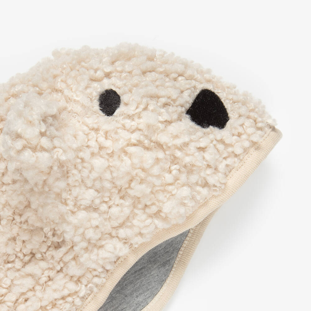 Molo-Pale Beige Sherpa Bear Baby Hat | Childrensalon
