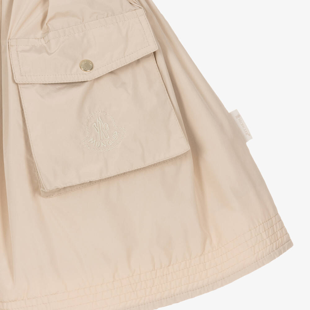 Moncler Enfant-فستان لون بيج مع حزام | Childrensalon