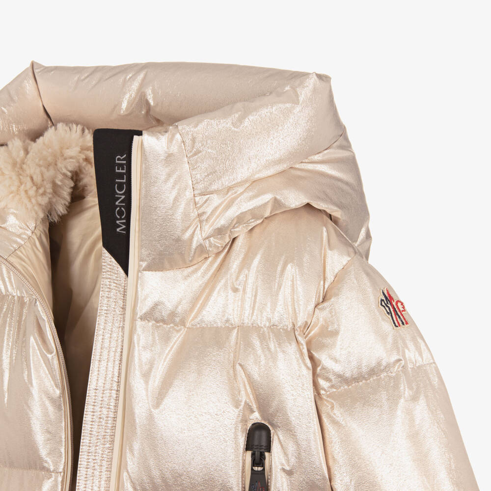 Moncler Enfant-جاكيت تزلج منفوخ ومبطن بريش لون ذهبي متاليك للبنات | Childrensalon