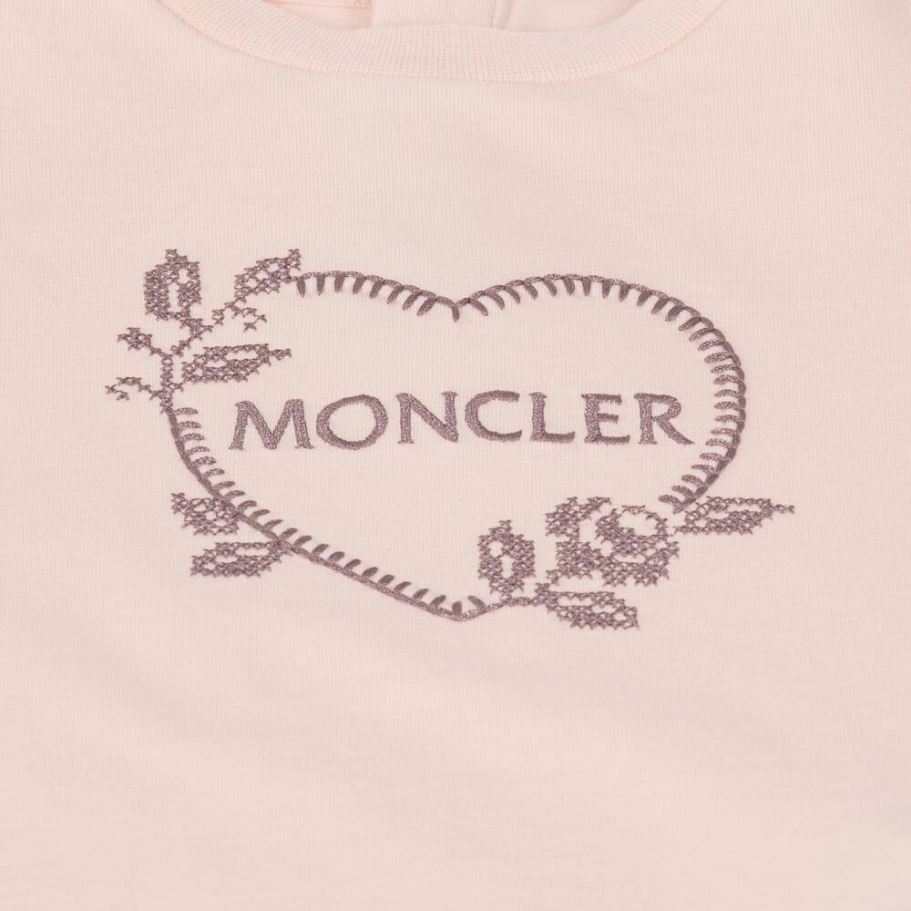 Moncler Enfant-Girls Pale Pink Cotton T-Shirt with Heart Logo | Childrensalon