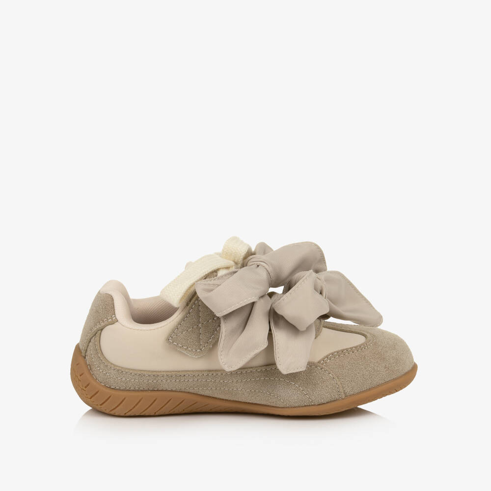 Monnalisa-Girls Beige Lace & Velcro Trainers with Bows | Childrensalon