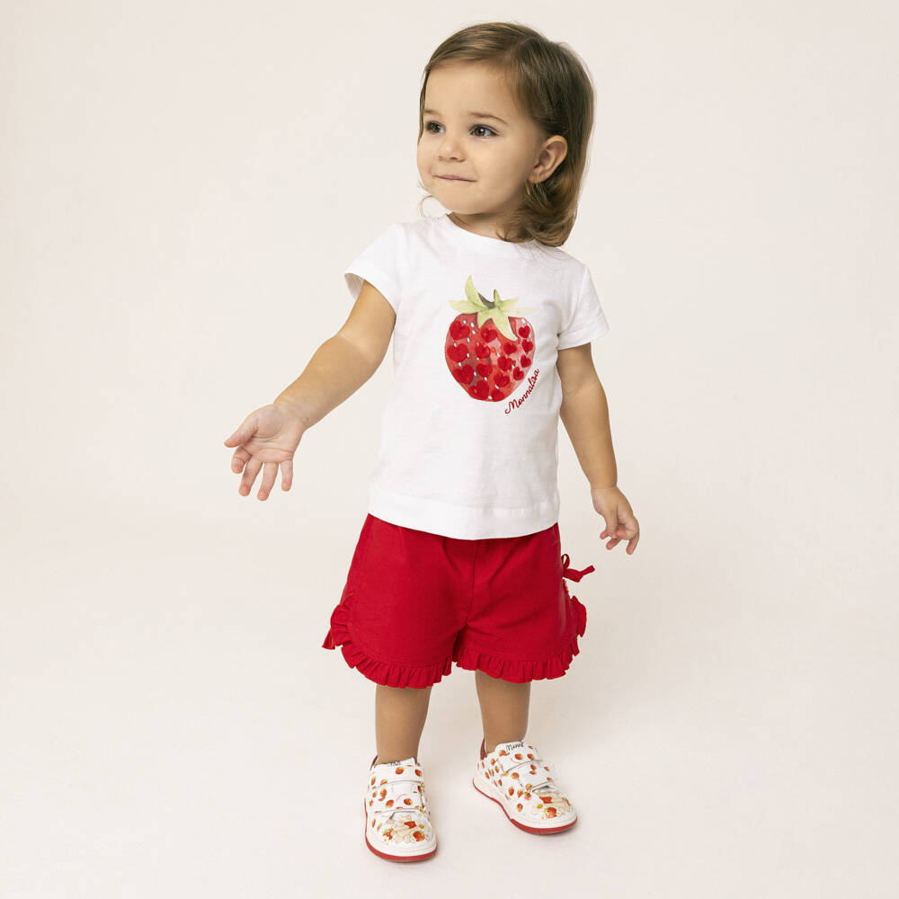 Monnalisa-Футболка белая хлопковая с клубничным принтом и аппликацией серда для девочек | Childrensalon