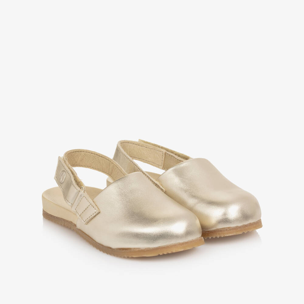Naturino-Girls Metallic Gold Leather Clogs | Childrensalon