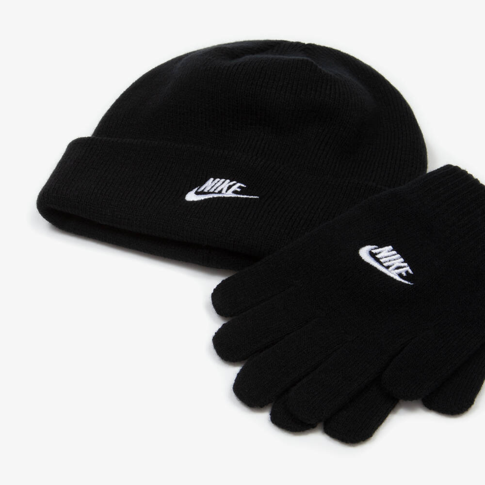 Nike-طقم قبعة وقفازات محبوكة بشعار سووش لون أسود | Childrensalon