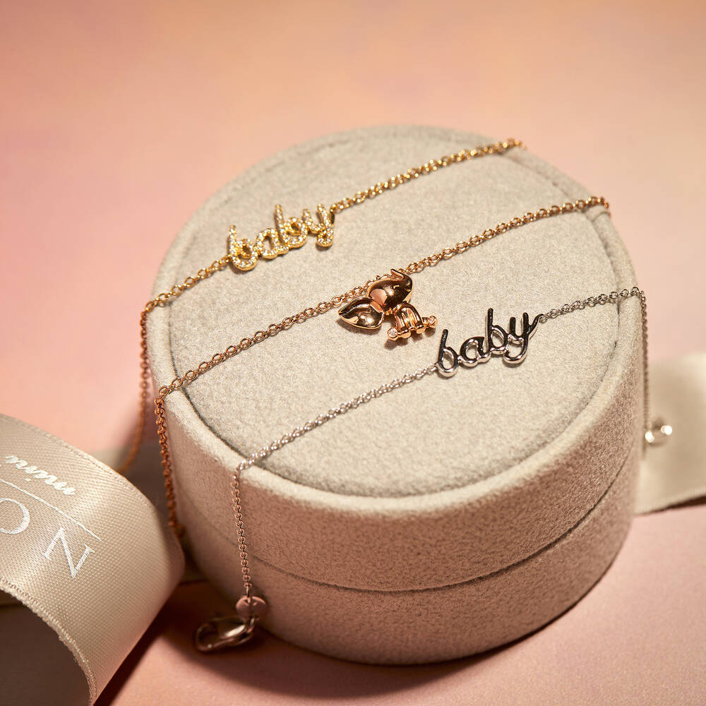 NOA Mini-White 18kt Gold Baby Bracelet | Childrensalon