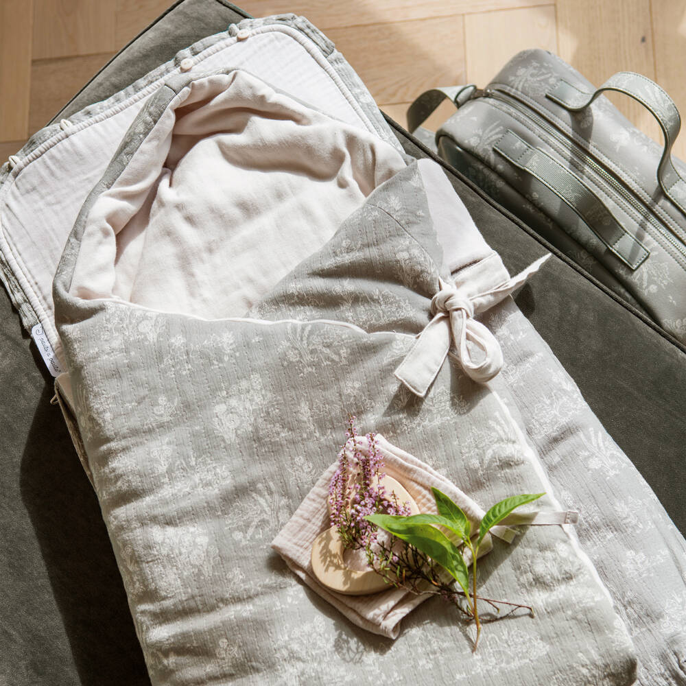 Pasito a Pasito-Grey Toile De Jouy Baby Nest (70cm)  | Childrensalon