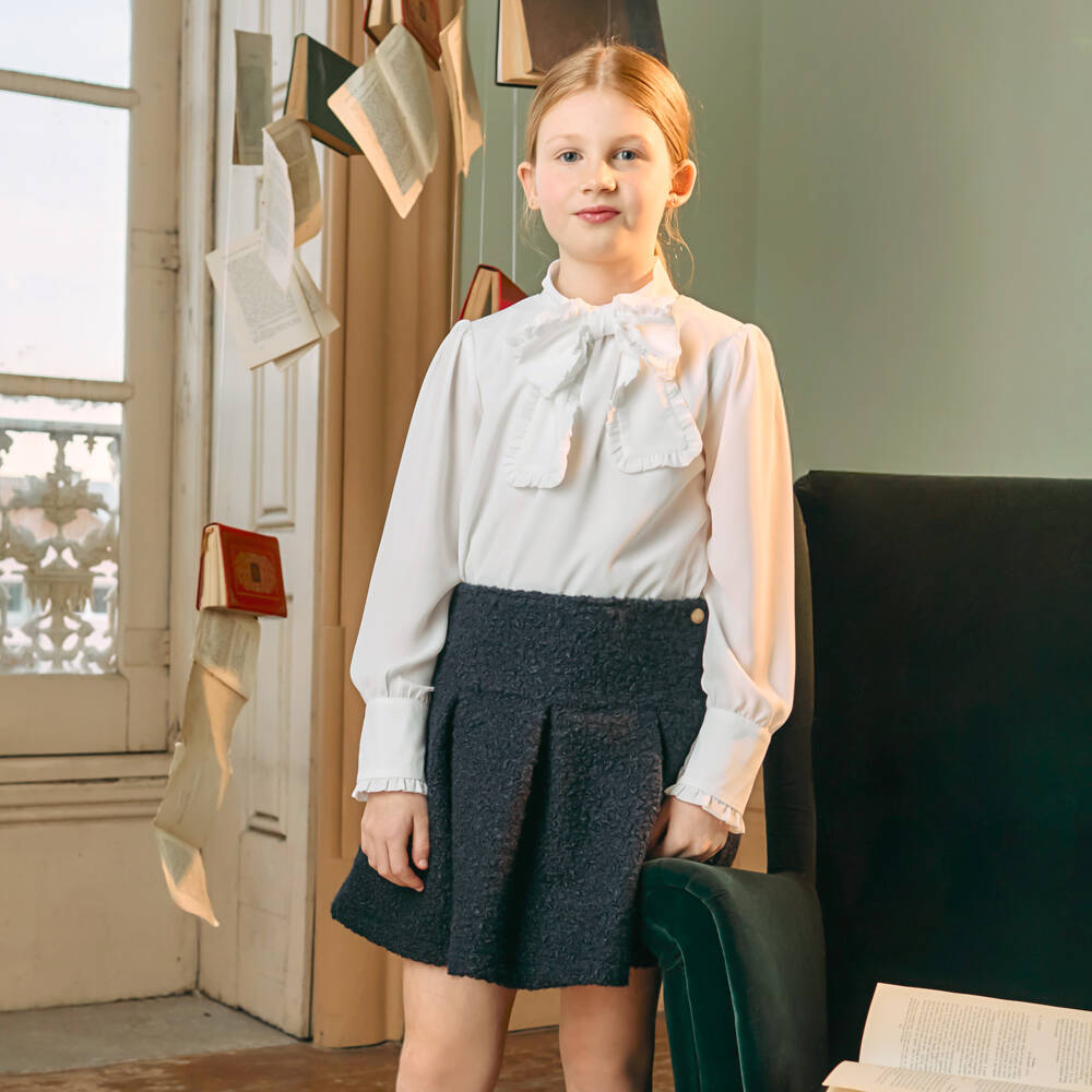 Patachou-Girls Ivory Crêpe Bow Blouse | Childrensalon