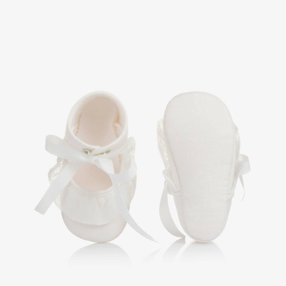 PAZ Rodríguez-Baby Ivory Ruffle Pre-Walker Shoes | Childrensalon