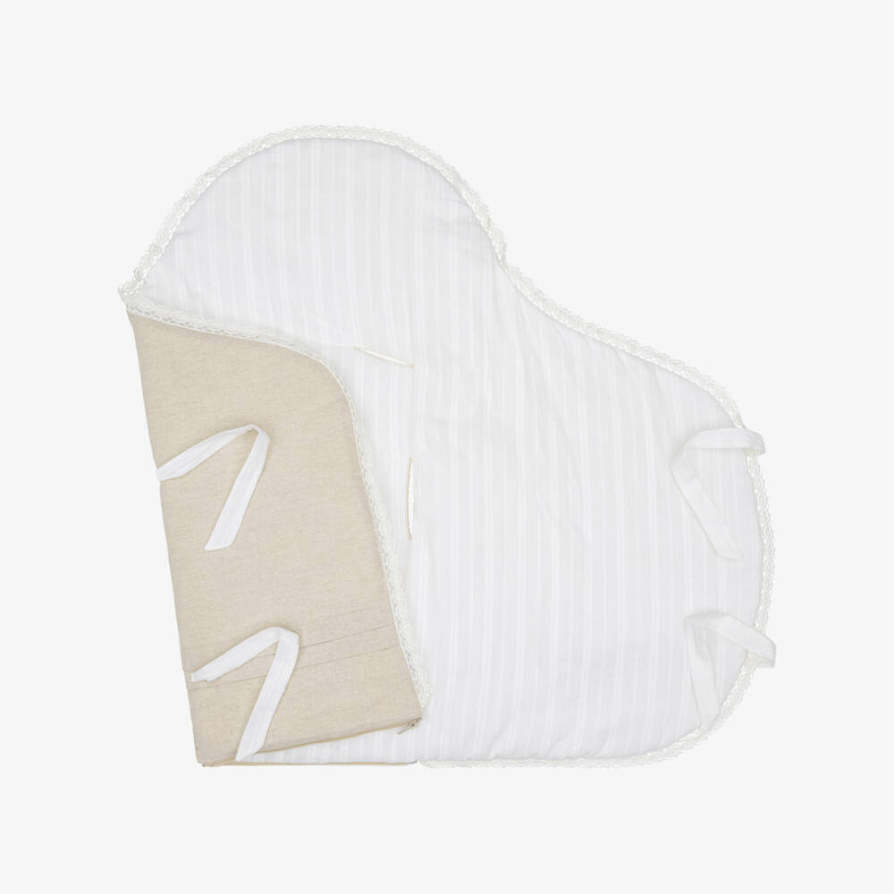 PAZ Rodríguez-Beige Baby Nest with Lace Detail (72cm) | Childrensalon