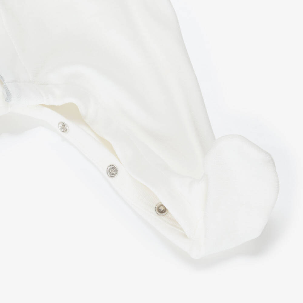 Petit Bateau-Подарочный комплект с комбинезоном кремовый велюровый с муслиновым чехлом (30см) | Childrensalon