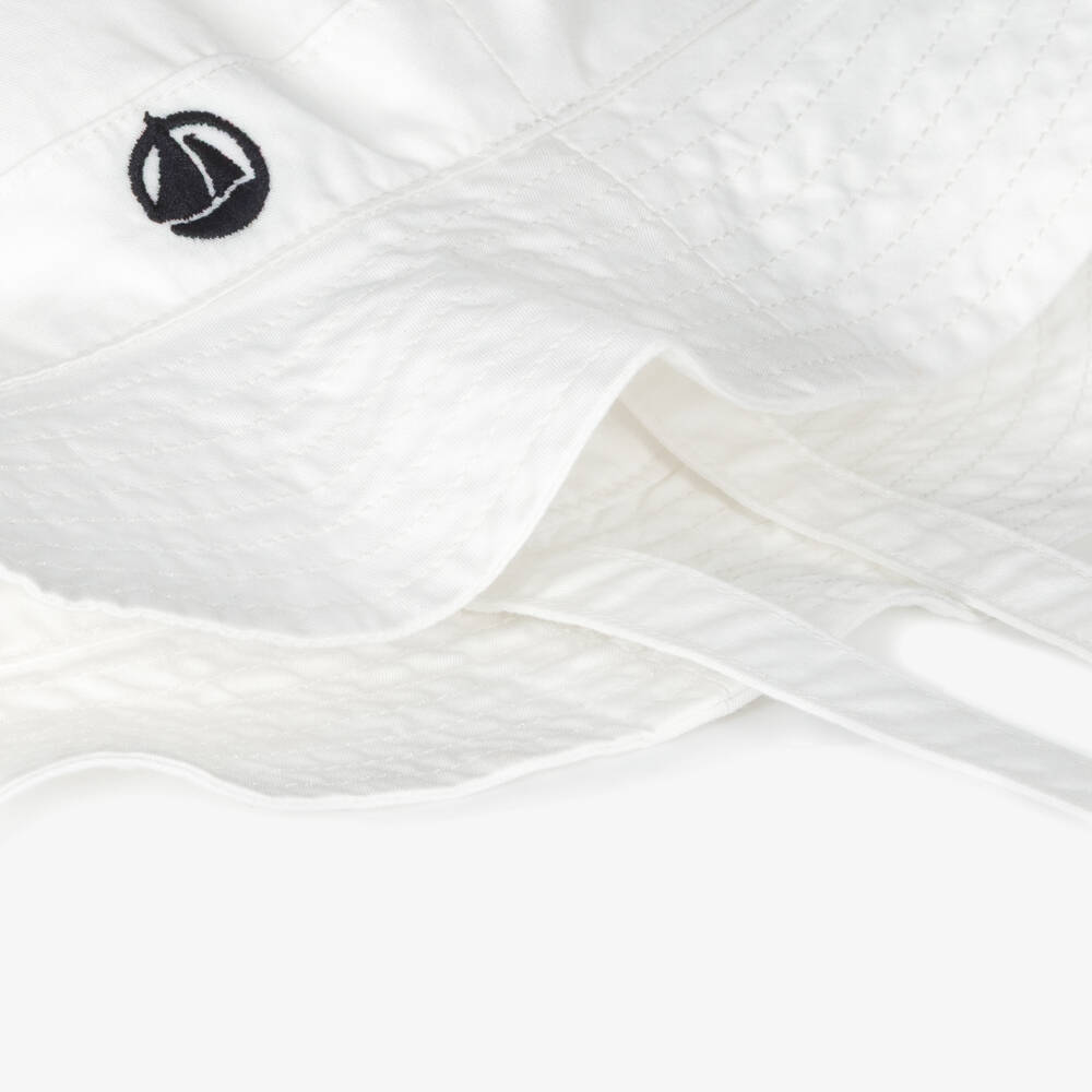 Petit Bateau-White Cotton Sun Hat with Boat Logo | Childrensalon