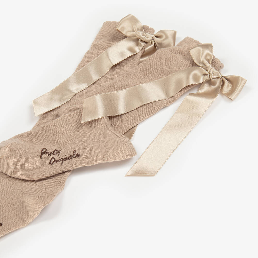 Pretty Originals-جوارب بفيونكة قطن لون بيج | Childrensalon