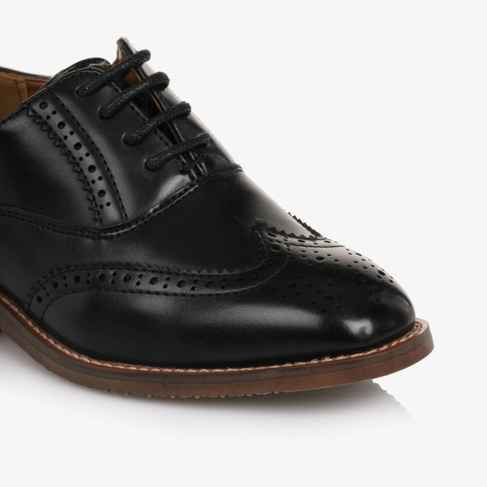 Romano-حذاء بروغ برباط وجلد صناعي لون أسود للأولاد | Childrensalon