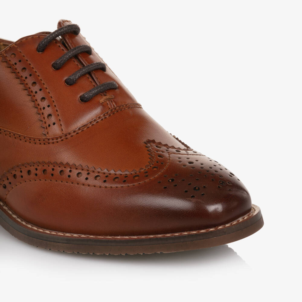 Romano-حذاء بروغ برباط جلد صناعي لون بني فاتح للأولاد | Childrensalon