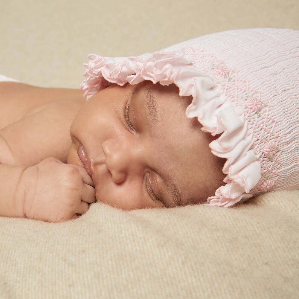 Sarah Louise-Розовый чепец со сборками ручной работы | Childrensalon