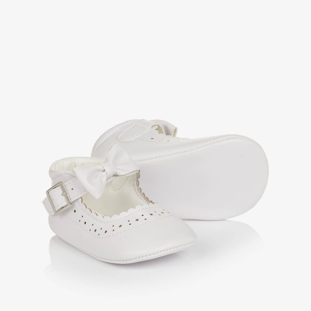 Sevva-حذاء لمرحلة بدء المشي جلد صناعي لون أبيض للبنات الرضع | Childrensalon