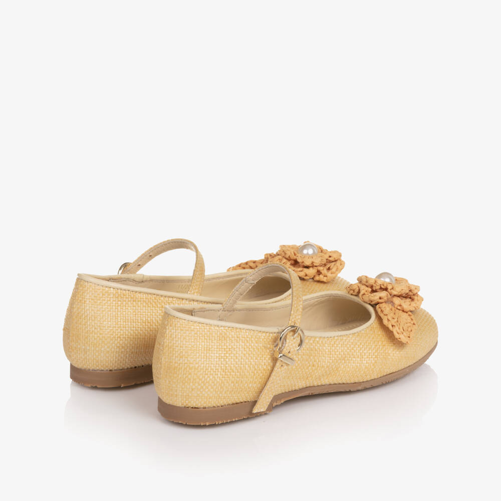 Sophia Webster Mini-Girls Beige Raffia Bar Shoes with Flower Detail | Childrensalon
