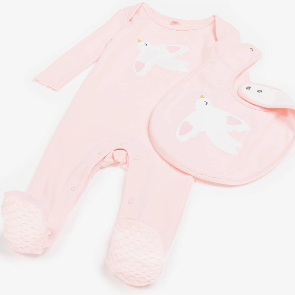 Stella McCartney Kids-Комплект с комбинезоном и слюнявчиком розовый из хлопка с птицей для малышек | Childrensalon