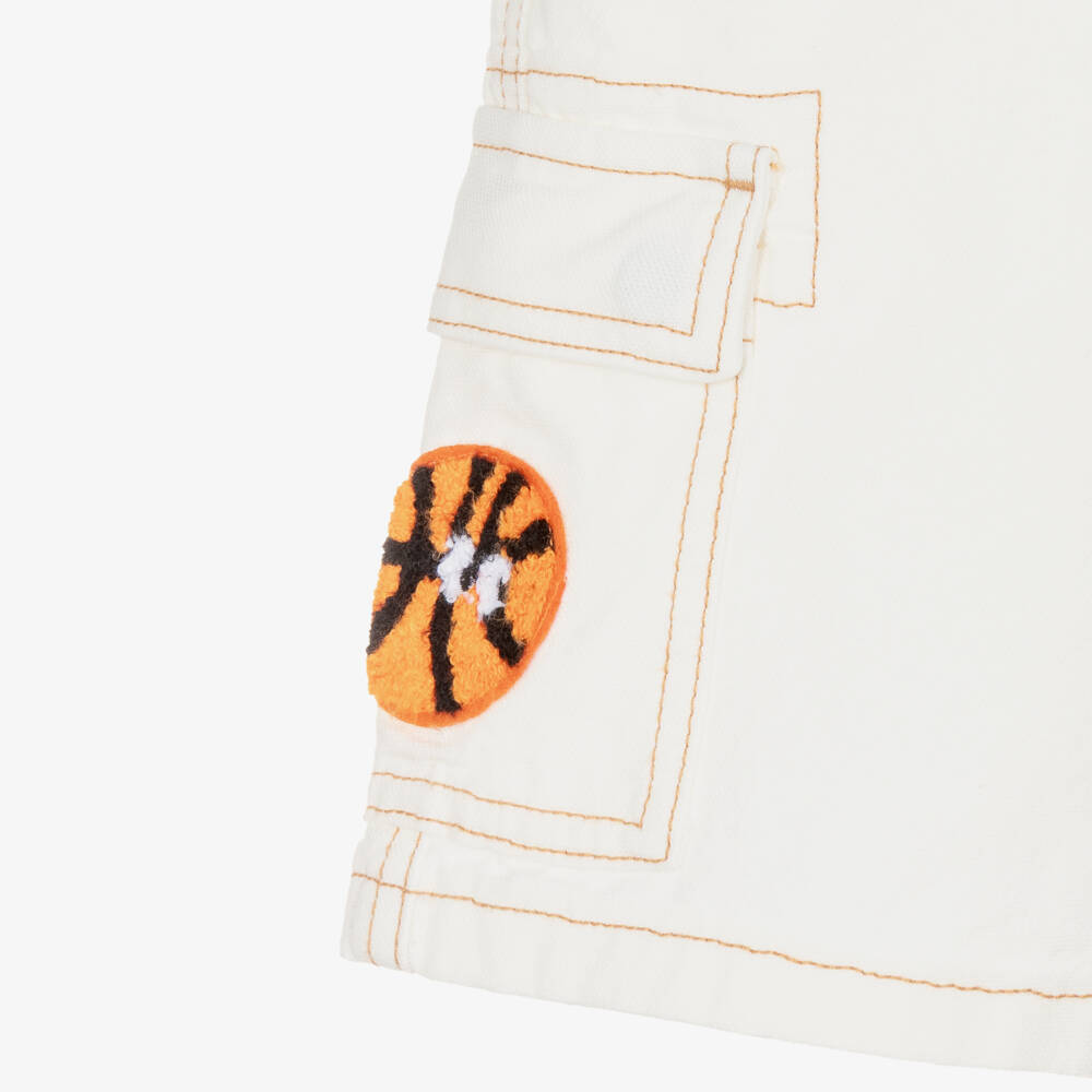 Stella McCartney Kids-Boys Ivory Cotton Cargo Shorts with Patches | Childrensalon