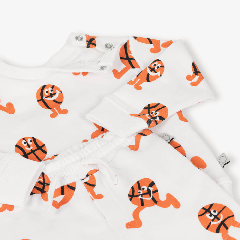 Stella McCartney Kids-Boys White Cotton Shorts Set with Basketball Characters | Childrensalon