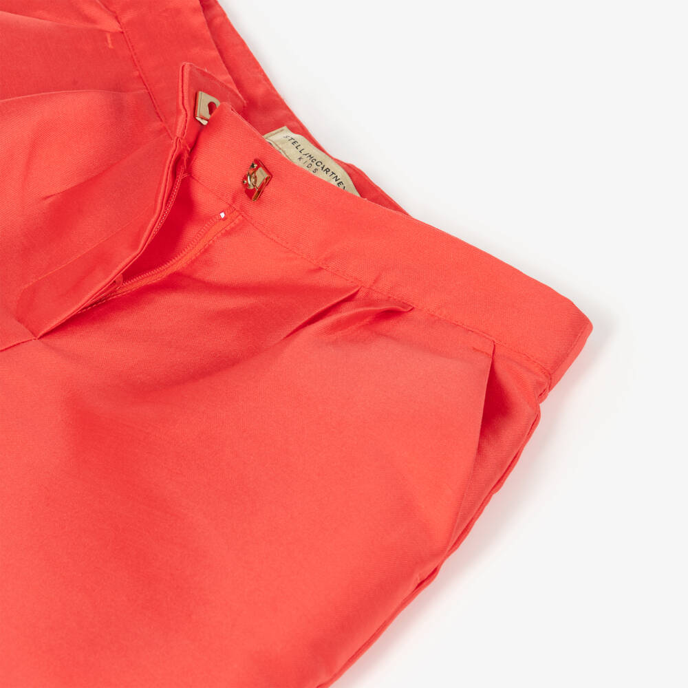 Stella McCartney Kids-Girls Coral Red Satin Shorts | Childrensalon