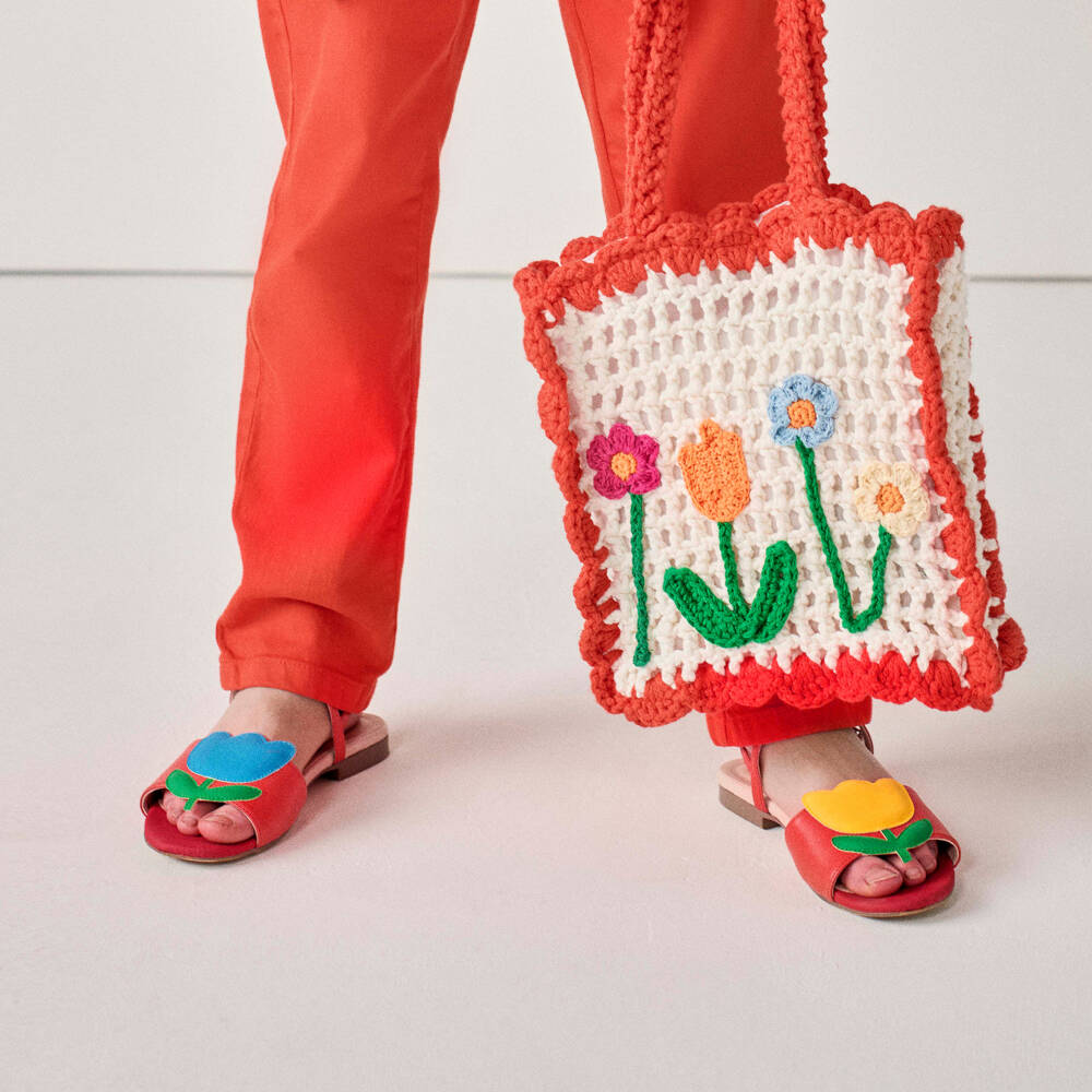 Stella McCartney Kids-Сандалии красные из искусственной кожи с цветами для девочек | Childrensalon