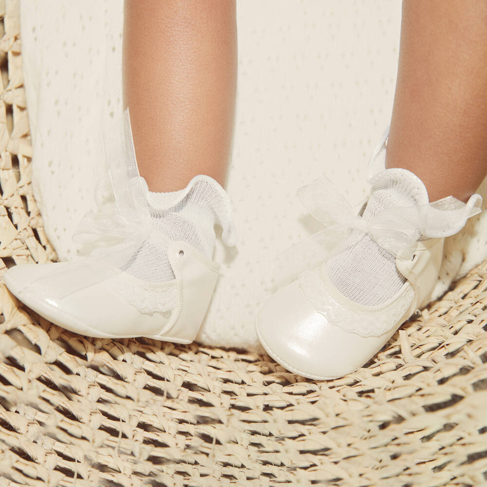 Story Loris-Белые носки с рюшами для девочек | Childrensalon