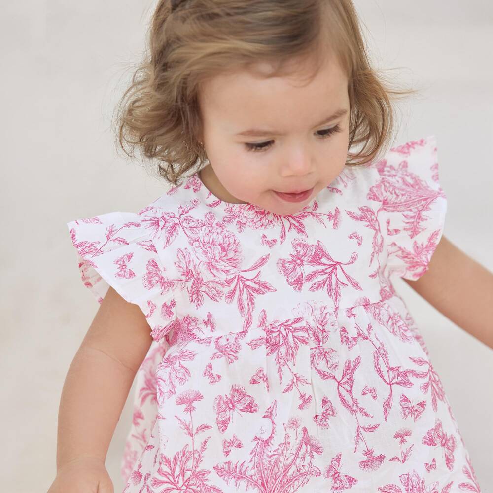 Tartine et Chocolat-Baby Girls White & Pink Toile De Jouy Shorts Set | Childrensalon