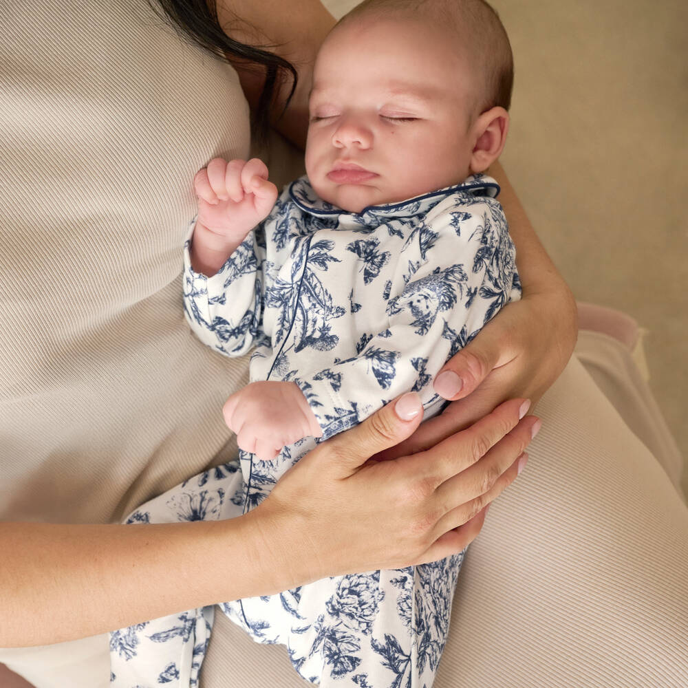 Tartine et Chocolat-Ivory & Blue Toile De Jouy Cotton Babygrow | Childrensalon