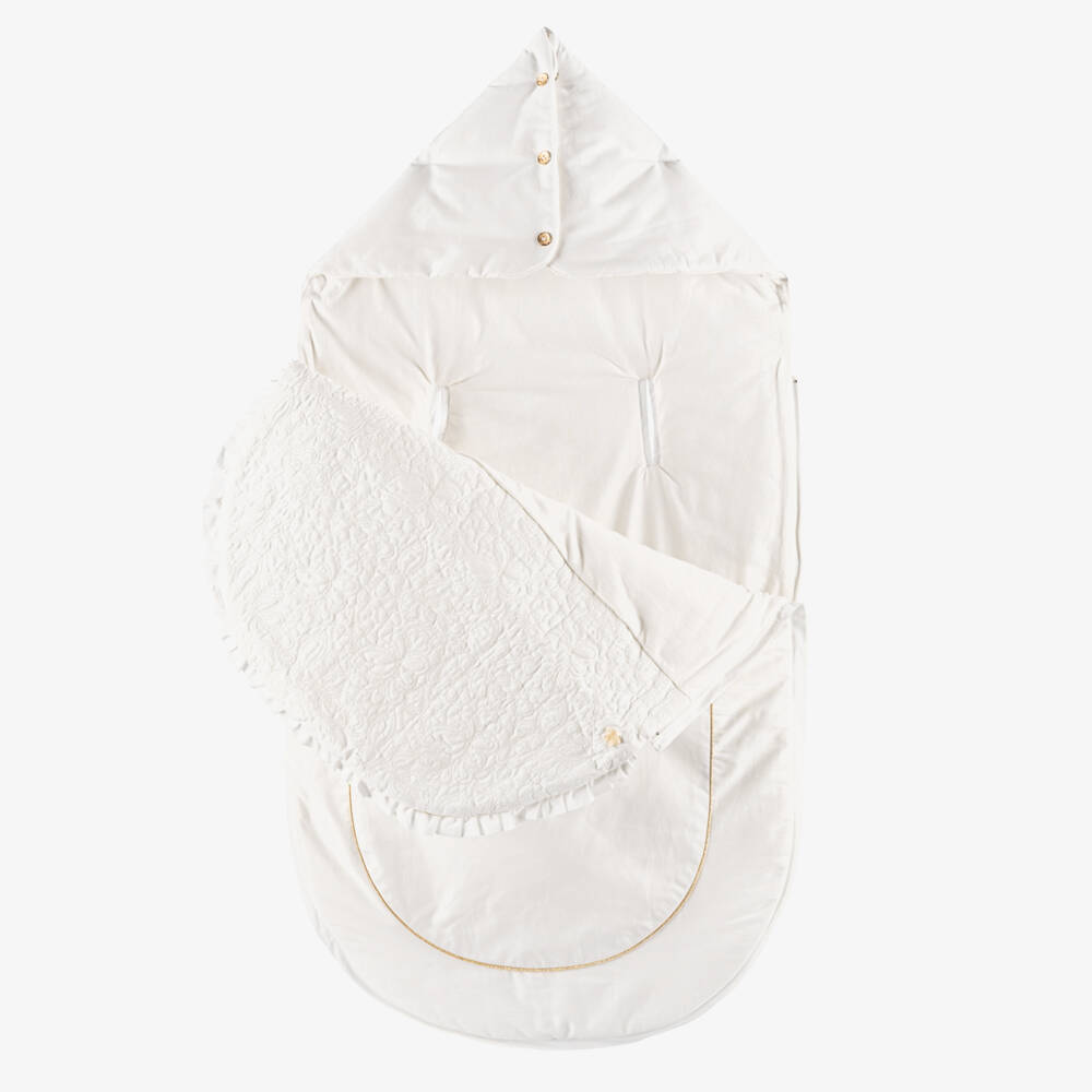 Tartine et Chocolat-Ivory Cotton Baby Nest with Gold Trim (80cm) | Childrensalon
