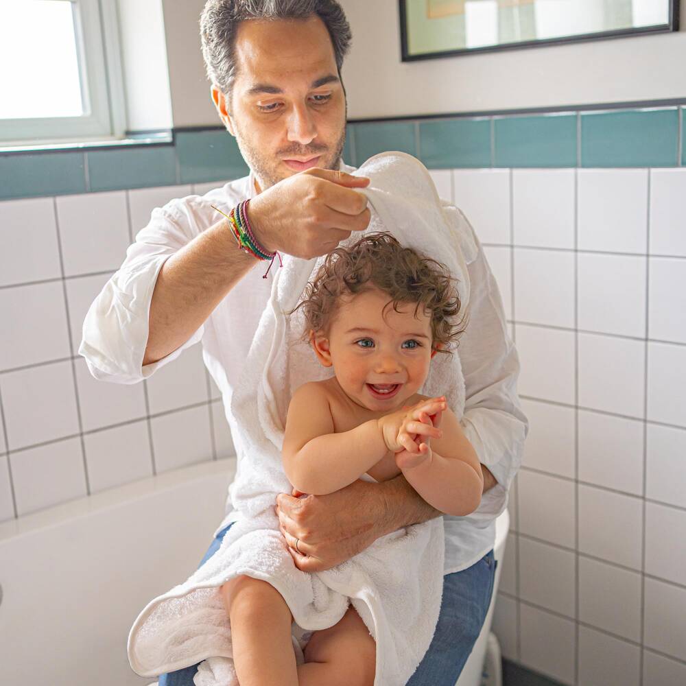 The Baby Gifting Company-طقم هدية مخصص لون أزرق للأطفال الرضع | Childrensalon