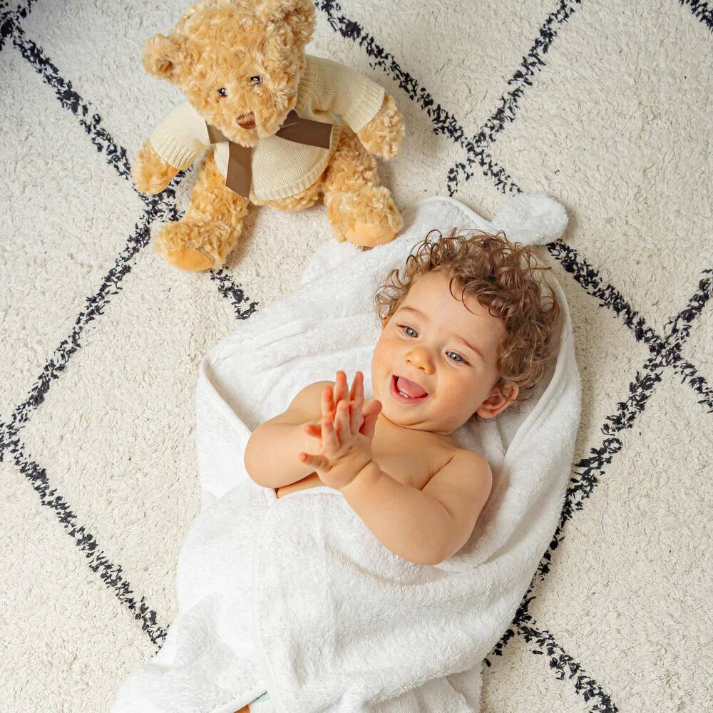 The Baby Gifting Company-Ivory Splash & Snuggle Personalised Baby Gift Set | Childrensalon