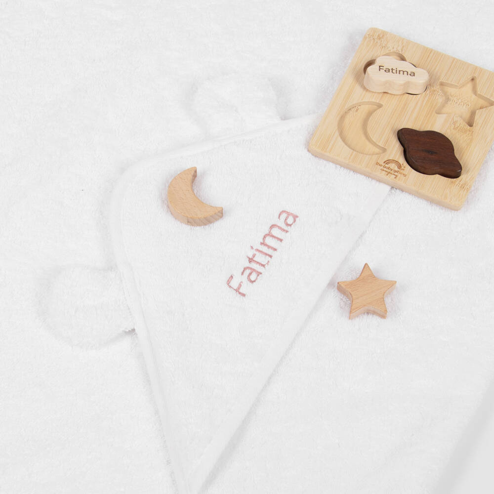 The Baby Gifting Company-Pink Splash & Snuggle Personalised Hamper | Childrensalon