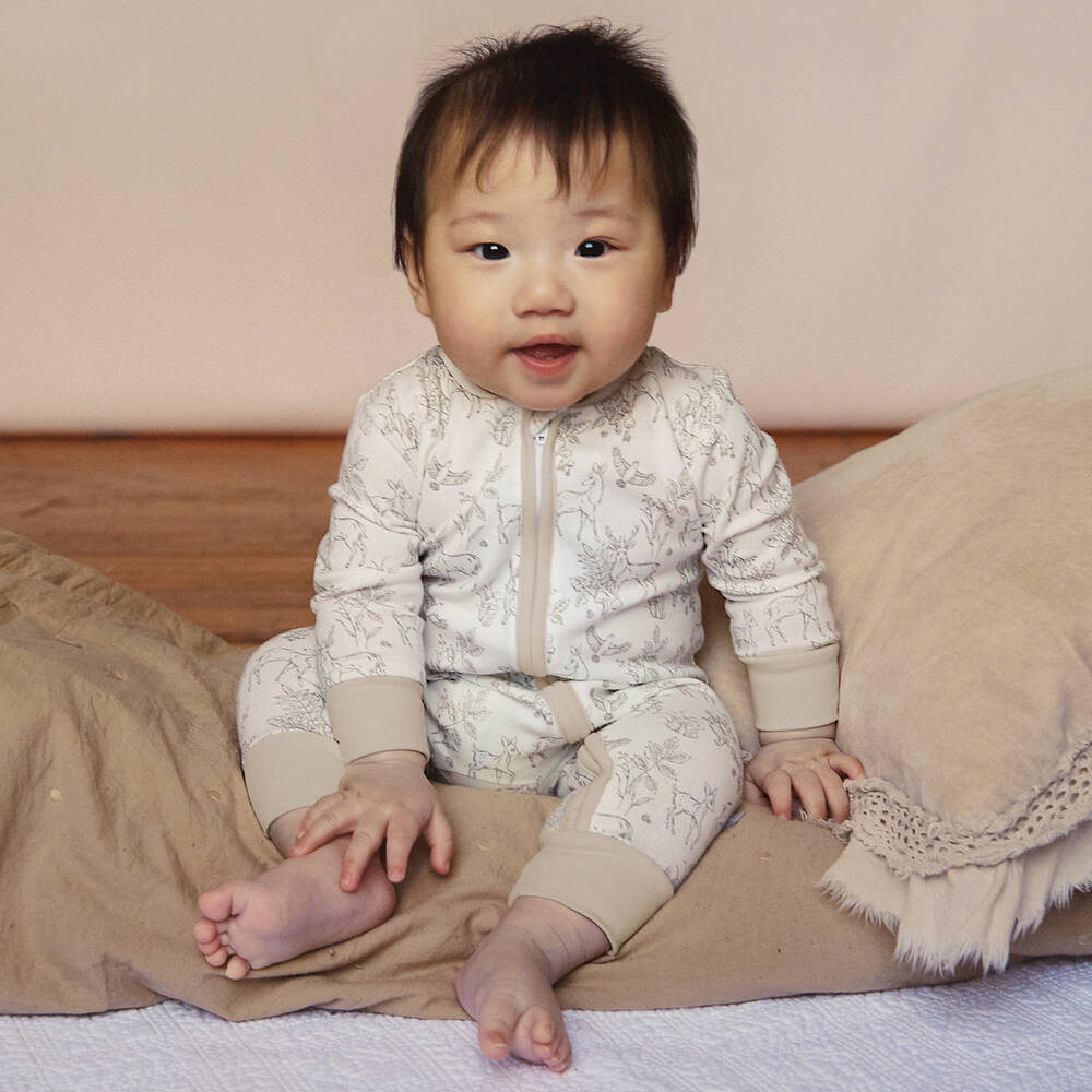 The Little Tailor-White Woodland Print Cotton Romper | Childrensalon