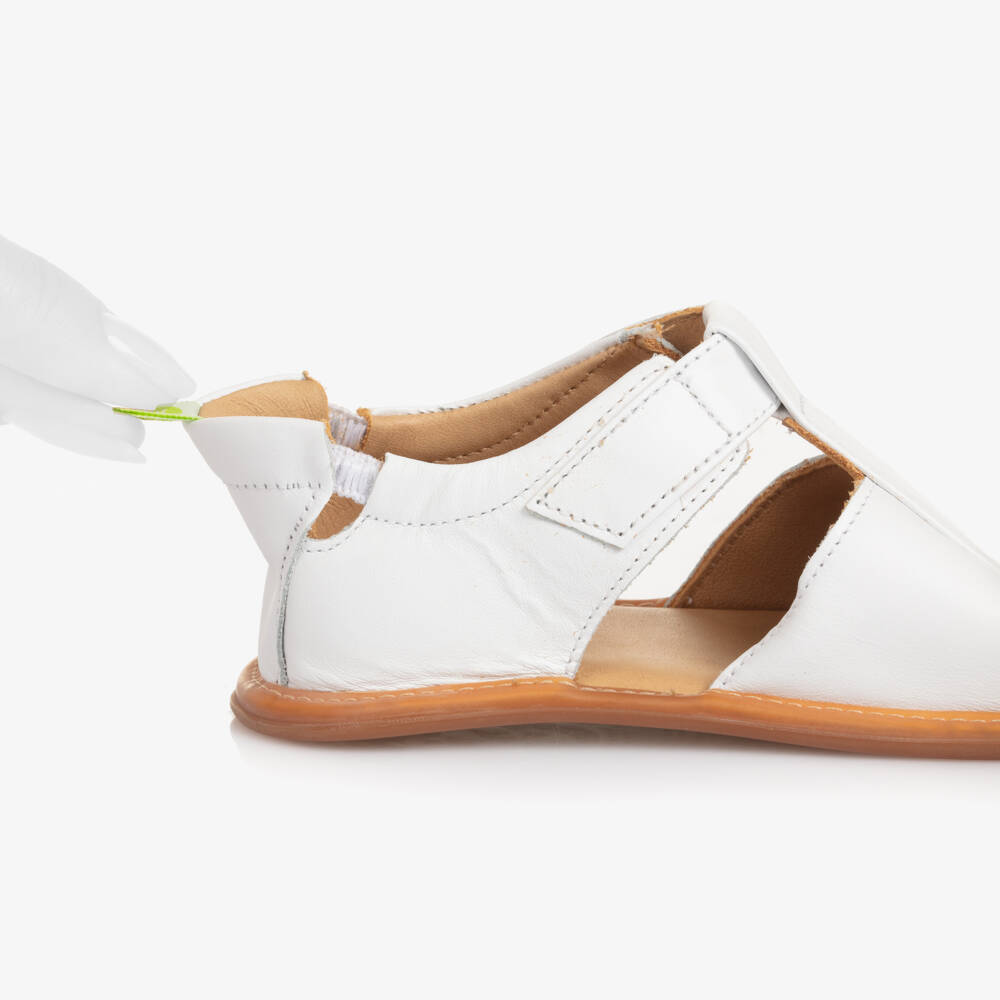 Tip Toey Joey-White Leather Velcro Sandals | Childrensalon