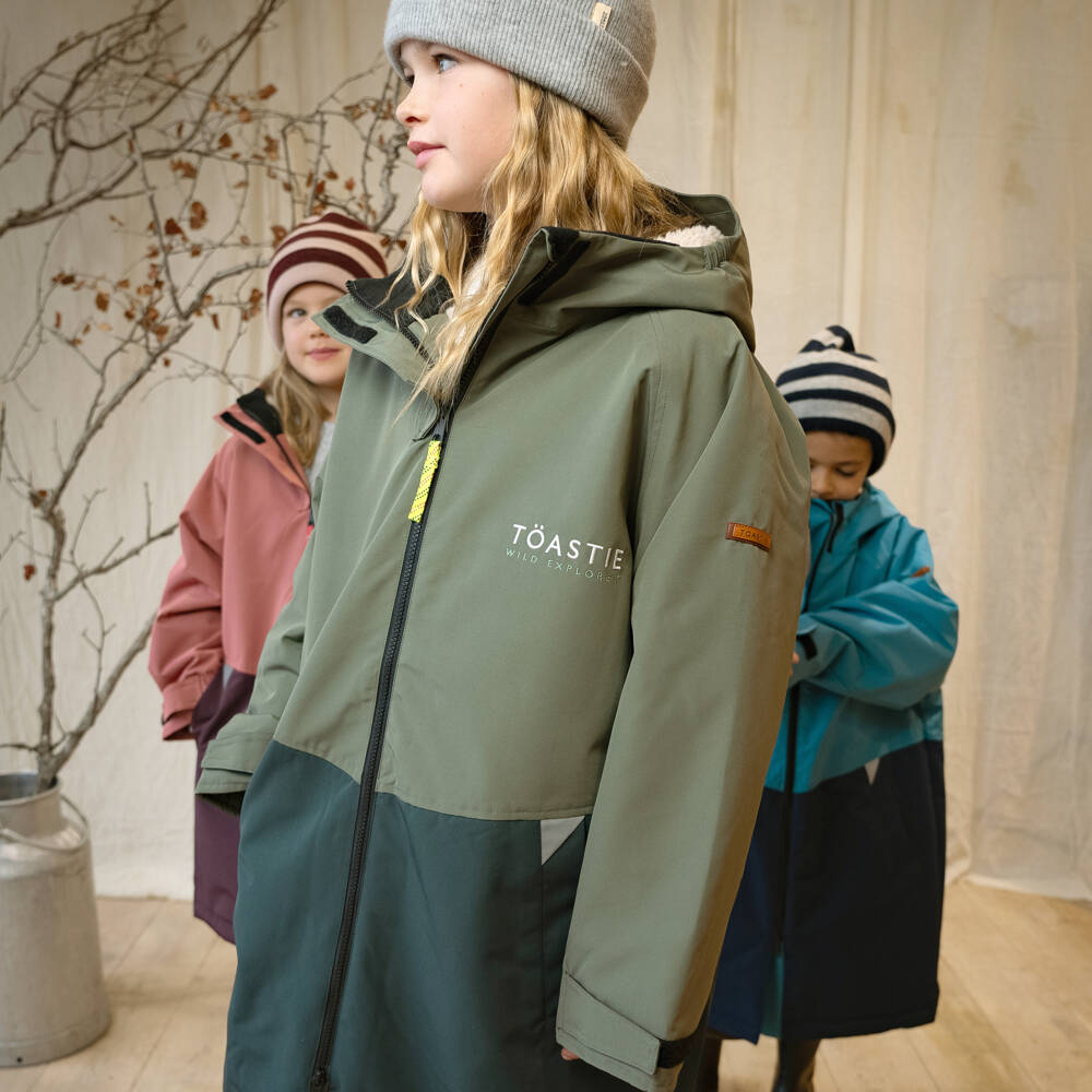 Töastie-Green Weatherproof Changing Coat | Childrensalon