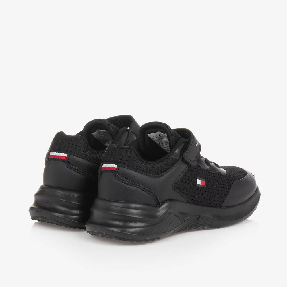 Tommy Hilfiger-حذاء رياضي بشريط لاصق جلد صناعي و شبك لون أسود | Childrensalon