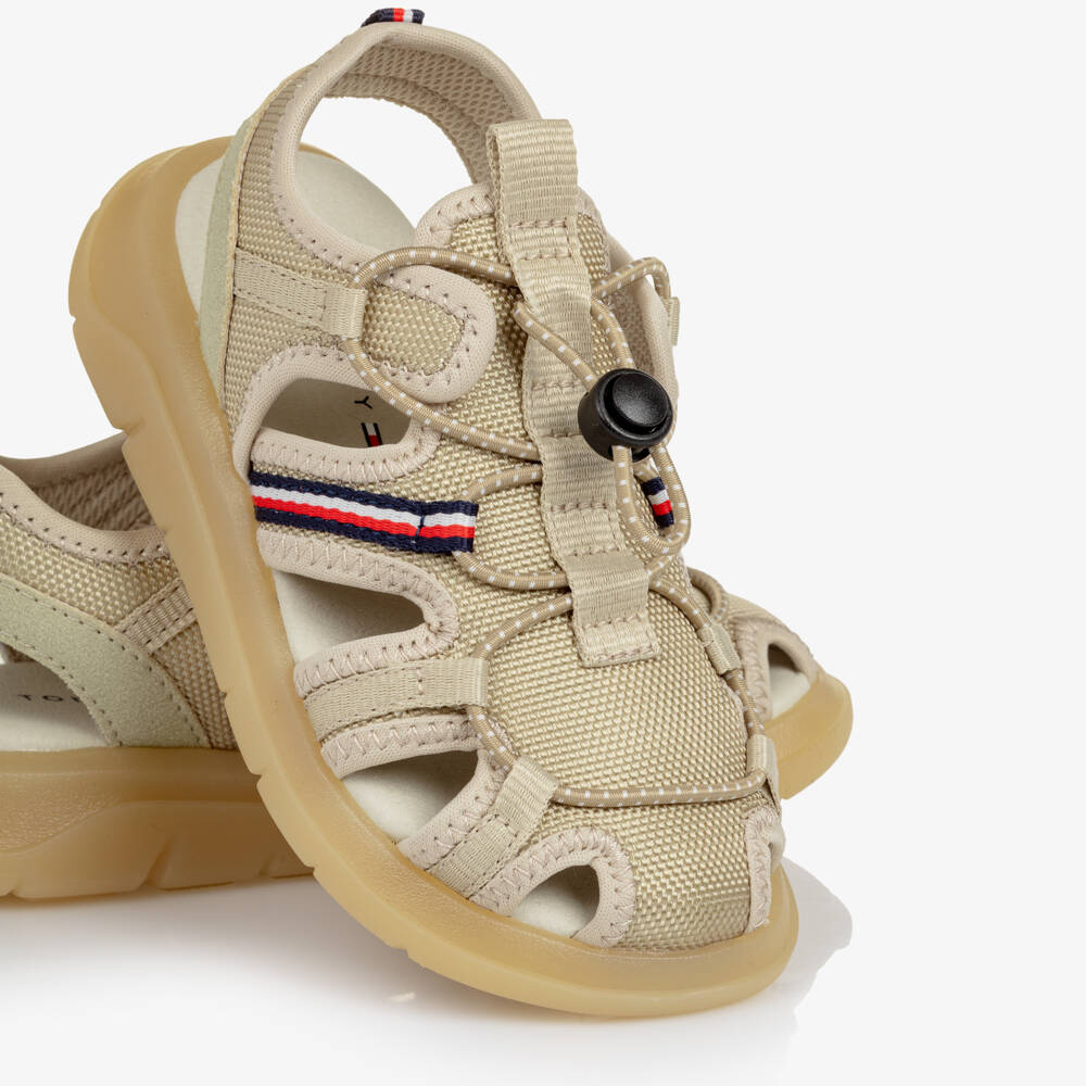 Tommy Hilfiger-صندل كانفاس لون بيج للأولاد | Childrensalon