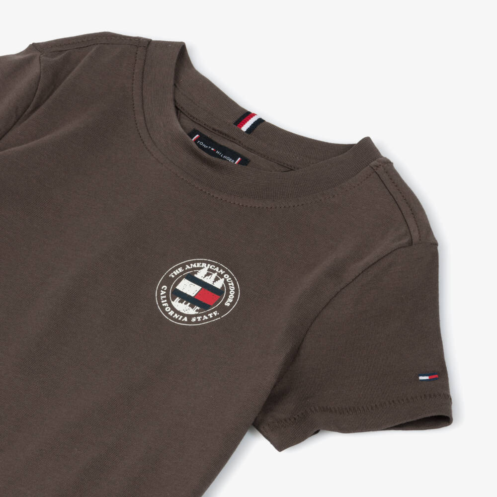 Tommy Hilfiger-Boys Brown Cotton T-Shirt with Circular Logo Print | Childrensalon