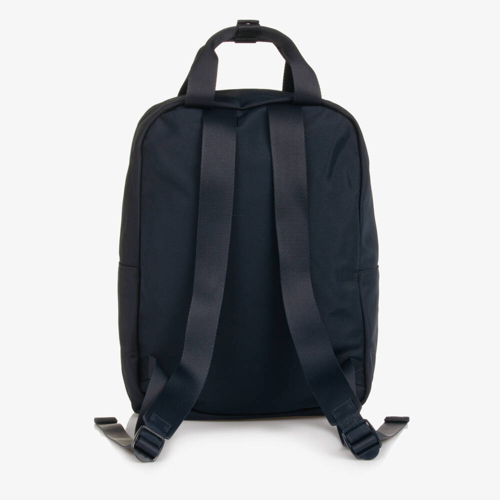 Tommy Hilfiger-حقيبة ظهر بشعار العلم لون كحلي للأولاد (34 سم) | Childrensalon