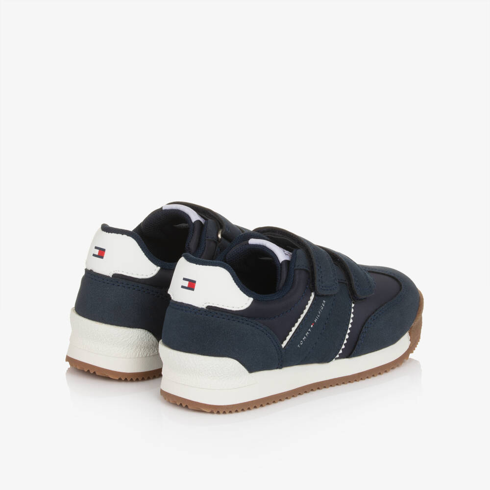 Tommy Hilfiger-حذاء رياضي بشريط لاصق لون كحلي للأولاد | Childrensalon